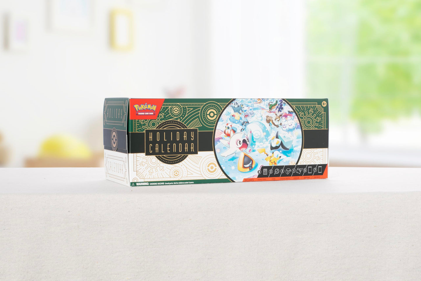 Pokémon TCG: Holiday Calendar (8 Foil Promo Cards, 5 Booster Packs & more)